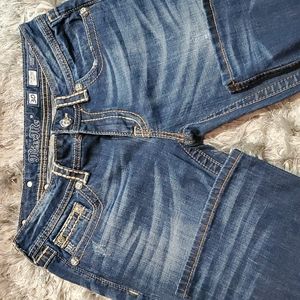 Miss me women jean size 30 inseam is 31